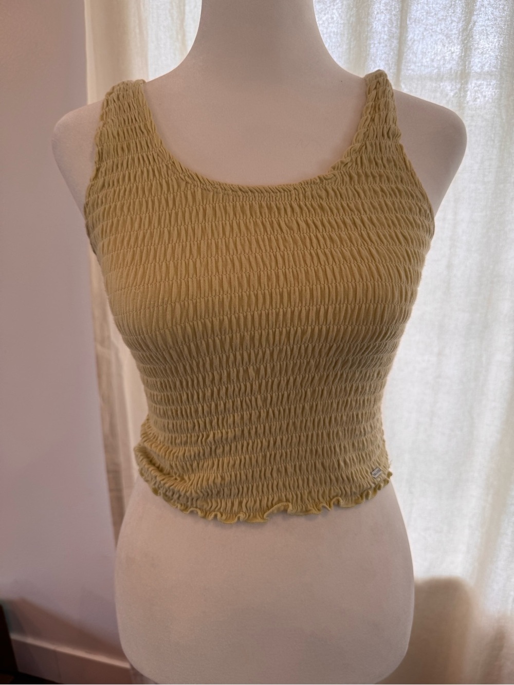 Hollister Stretchy Smocked Crop Tank Butter Size XS